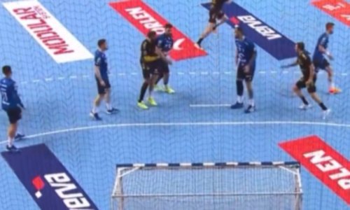 Pogledajte kako je španjolska legenda ugrizla bivšeg igrača Zagreba. Suci pokazali plavi karton