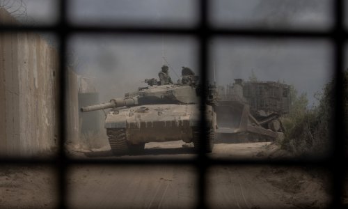 Dio izraelskih tenkova se povlači iz Gaze, ubijeno više desetaka Palestinaca