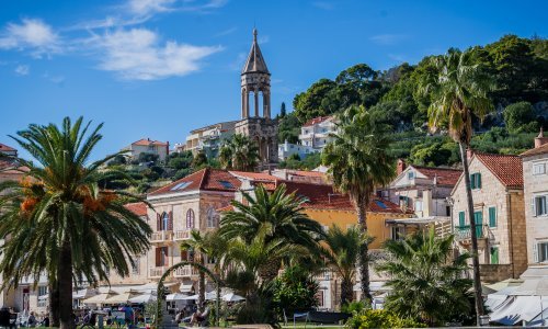 Hvarski ugostitelji očajni: Masovno nam otkazuju, promet je drastično pao