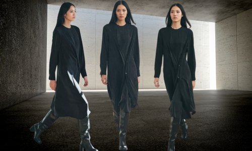 Bolju Zarinu haljinu od ove teško je naći: Savršeno ide uz čizme, a idealna je za skrivanje trbuščića