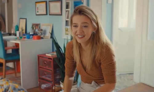 Ova glumica slovi za jednu od najljepših žena Turske, a nosi duboke emocionalne ožiljke