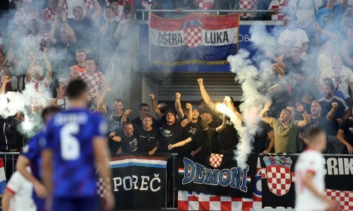 UEFA masnom kaznom 'počastila' HNS zbog incidenata na utakmici s Poljskom