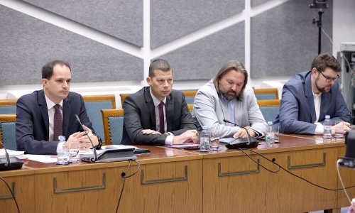 U Ustavni sud žele 63 osobe, počelo saslušavanje prvih 11 kandidata