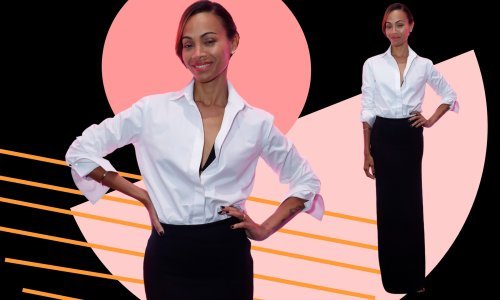 Obična bijela košulja nosi se doslovno uz sve, a s ovom suknjom čini stajling bez greške