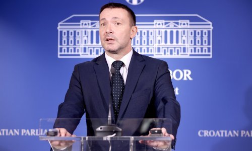 Bauk: Vladajući očito više vole da ih istražuju domaća tijela