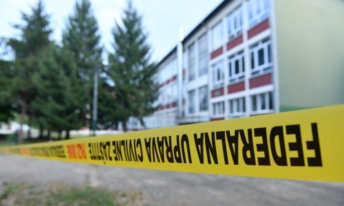Nove dojave o bombama u školama u BiH, na meti i Katolički centar u Zenici