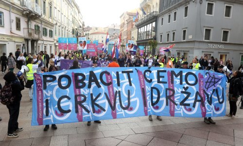 Hod za život u Rijeci, prosvjed aktivistica: 'Pobacit ćemo i crkvu i državu'