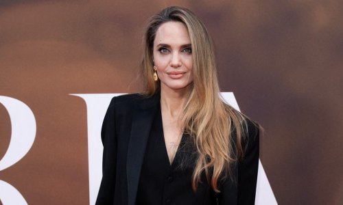 To može samo Angelina Jolie: 'Ubojito' odijelo i savršene jesenske čizme za look koji će se pamtiti