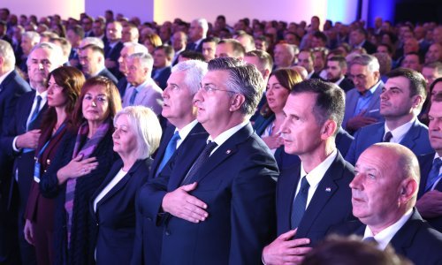 HDZ-ovci izabrali predsjedništvo i najuži vrh stranke, evo tko u njemu sjedi