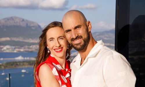 Nova životna uloga: Nježni trenuci zlatnog olimpijca i njegove supruge