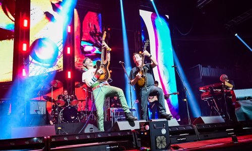 Bajaga i Instruktori zapalili punu zagrebačku Arenu trosatnim koncertom