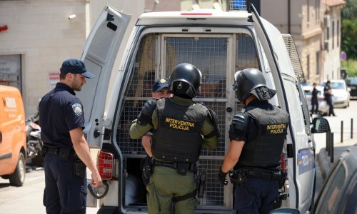 Policajci brutalno premlatili uhićenika, a sad će to platiti građani: EU sud odrezao odštetu