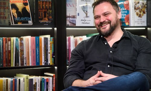 Kristian Novak: Bio bi kukavičluk ne spomenuti 'aferu nakaze'. Ipak se kreće!