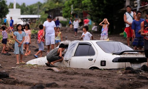 Tropska oluja Trami poharala Filipine: Poginulo najmanje 26 ljudi, evakuirano njih 150 tisuća