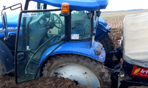 U Murskom Središću kombajni i traktori propadaju u zemlju