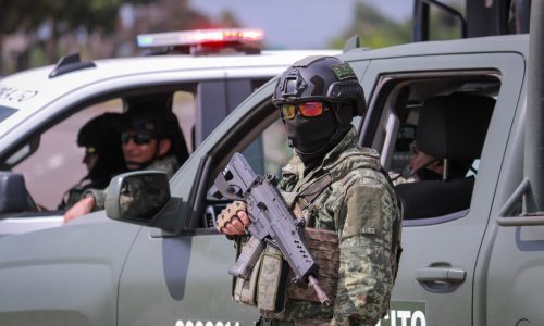 Bojno polje u Meksiku: U pucnjavi zaraćenih kartela 16 mrtvih, među njima i policajci