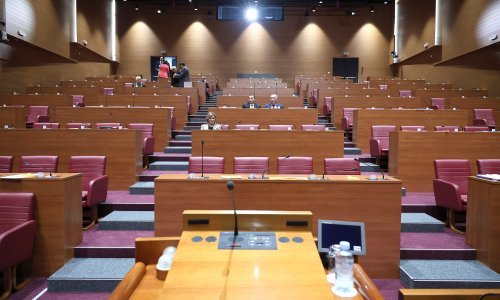 Zbog tehničkih poteškoća u Saboru pale mrežne stranice, a duljina govora mjerila se 'ručno'