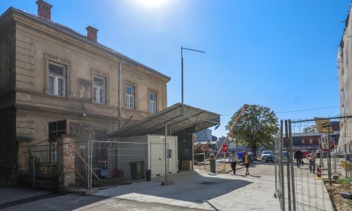 Zatvorenik umalo nasrnuo na sutkinju: 'Skinuo je hlače i gaće, bilo je to u sekundi'