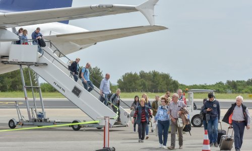 Hoće li se naplaćivati porez na često letenje avionom? Evo kako bi to funkcioniralo