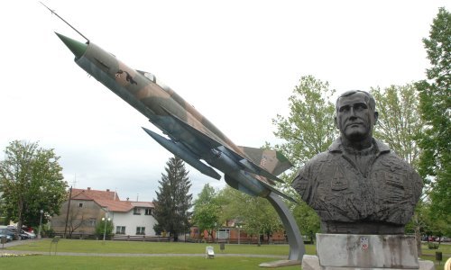 Obljetnica povijesnog preleta Rudolfa Perešina MiG-om 21 iz Bihaća u Klagenfurt