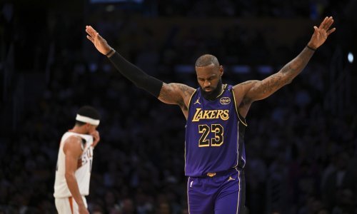 Lakersi nadoknadili 'minus 22' za drugu pobjedu u sezoni