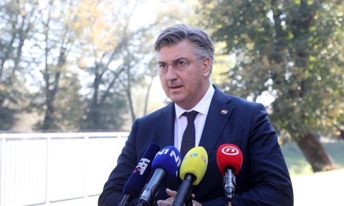 Plenković za francuske medije: 'Milanović nije na istoj liniji u podršci Ukrajini'