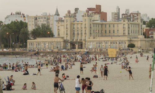 Netipična zemlja Južne Amerike: Legalizirali su travu i sad biraju između umjerenih kandidata