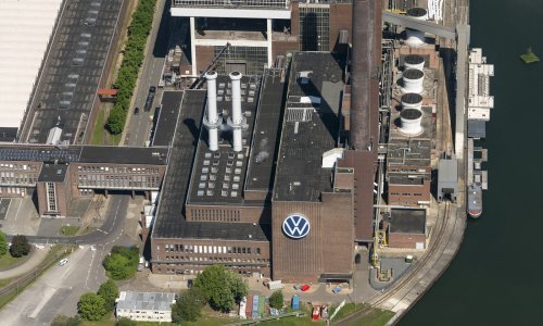 Volkswagen u Njemačkoj zatvara tri pogona i otpušta desetke tisuća radnika