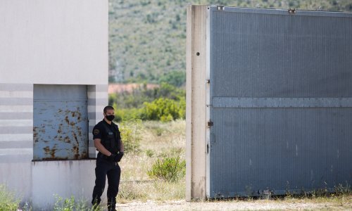 Zatvorenik u Mostaru ubio drugoga ubodom nožem u vrat