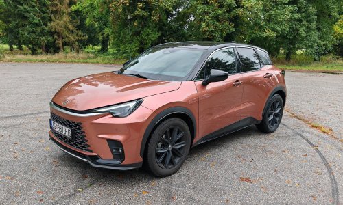 Vozili smo Lexus LBX 1.5HEV E-CVT: Ulaznica u premium svijet B-SUV segmenta