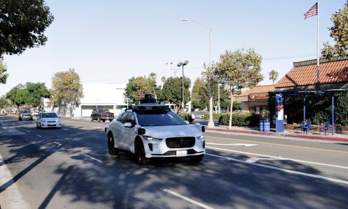 Tvrtka za robotaksije Waymo dobila odobrenje za širenje oko San Francisca
