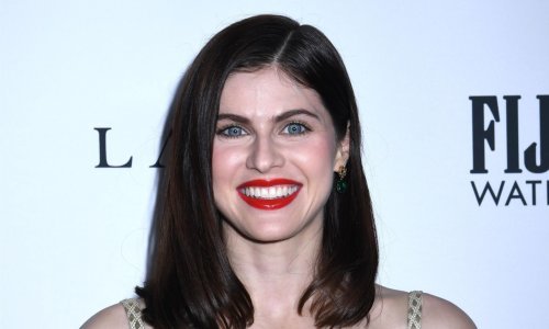 Glumica Alexandra Daddario otkrila sretne vijesti super slatkom fotografijom