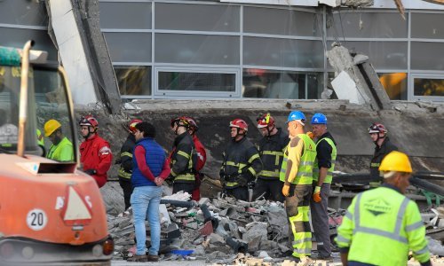 Tužiteljstvo traži pritvor za uhićene zbog tragedije u Novom Sadu, jedna osoba u bijegu
