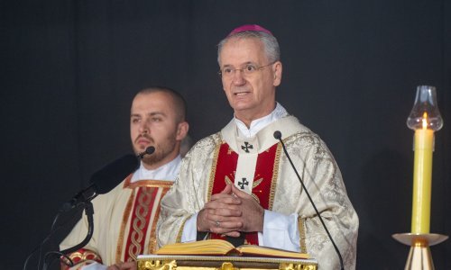 'Nada je lijek protiv preuzetnosti, gubimo se u virtualnom svijetu interneta'