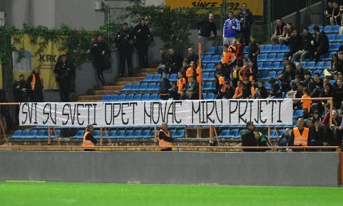 Funcuti nisu došli na utakmicu s Dinamom; na tribini su ostavili ovaj transparent