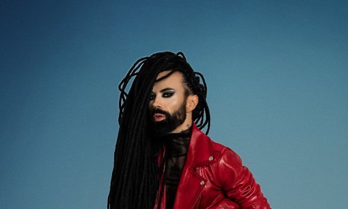 Božo Vrećo otkrio što mu daje 'nadnaravnu snagu' na sceni: 'Još uvijek su to visoke potpetice i moji talismani'