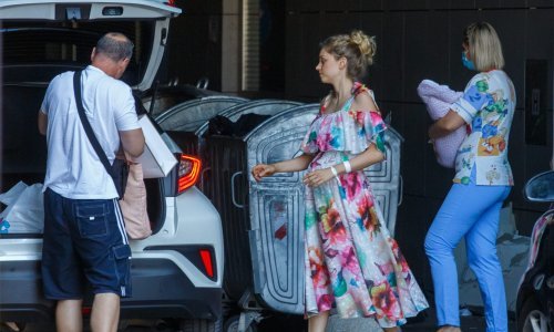 Hana Huljić Grašo u izašla iz splitskog rodilišta, tata Petar priprema slavljenički koncert