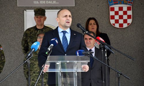 Anušić: 'Srbija se u ovom trenutku naoružava brzinom svjetlosti'