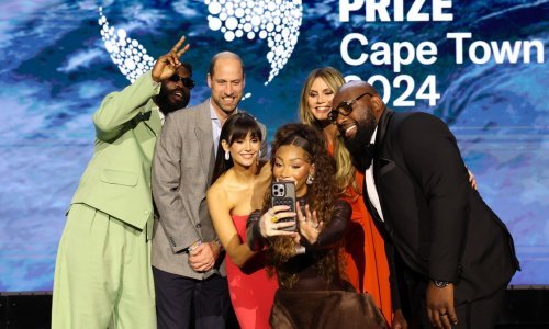 Princ William oduševio odabirom rabljenog sakoa; pridružila mu se i slavna plavuša