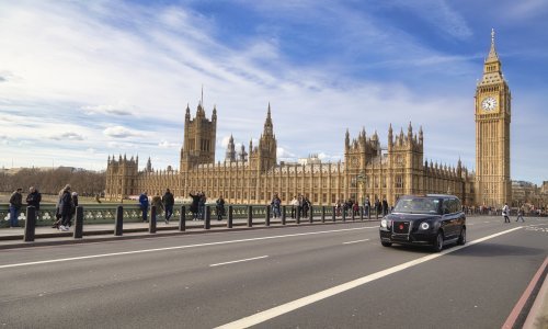 Britanski parlament mogao bi se grijati toplinom iz podzemne željeznice