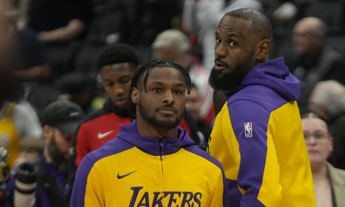 Razišli se otac Lebron i sin Bronny