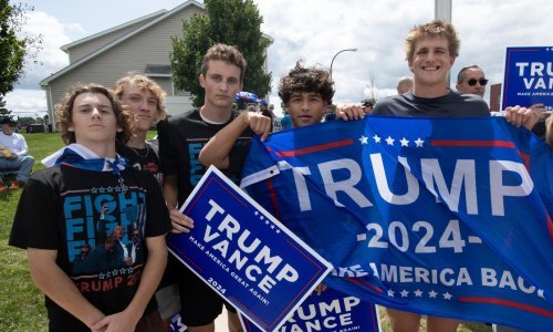 Latentni seksizam među biračima: Što je motiviralo mladiće da biraju Trumpa?