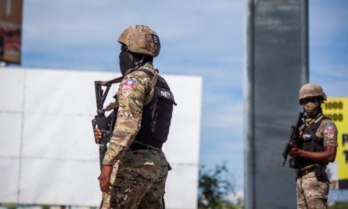 Komercijalni avion iznad Port-au-Princea pogođen vatrenim oružjem, ranjena sjuardesa
