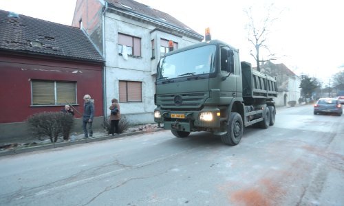 Kamion HV-a prignječio vojnika: Ozljede su opasne po život