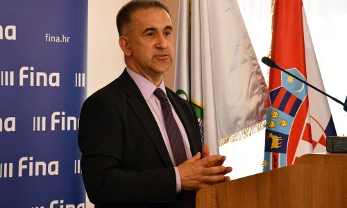 Vlada kadrovirala iza zatvorenih vrata: Predložila da šef Fine postane Dražen Čović