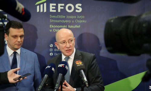 Prošlo je 35 godina od pada Berlinskog zida: Ekonomski fakultet u Osijeku obilježio je ovaj povijesni događaj