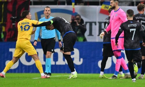 Skandal u Rumunjskoj. Domaći navijači vikali 'Srbija, Srbija!', igrači Kosova napustili teren