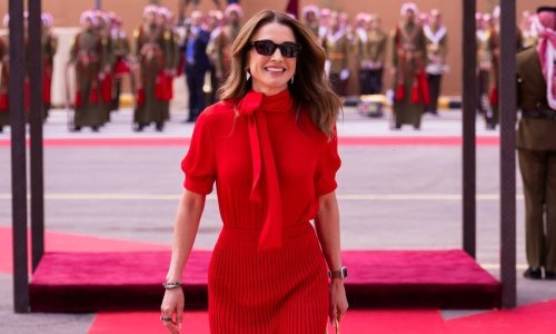 Haljina koja to nije: Kraljica Rania izgleda senzacionalno u jednoj od najboljih suknji