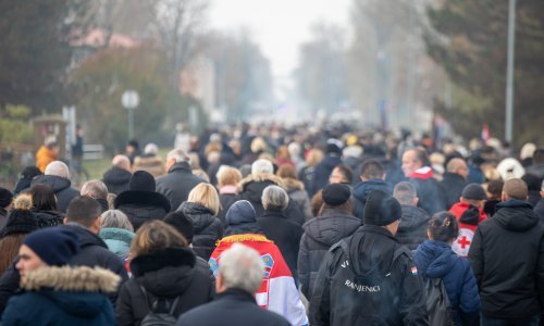 Obilježeno stradanje Borova naselja: Oni koji znaju gdje su naši najmiliji šute