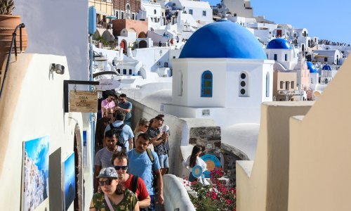 Grčka povećava ‘klimatski porez’, u špici sezone turisti će plaćati skuplji boravak